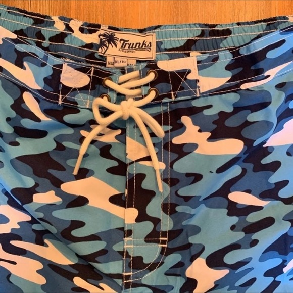 NWT! TRUNKS Surf and Swim Co. Trunks - Picture 4 of 6